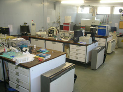 Main lab, Centre for the Environment, TCD , 150k jpeg